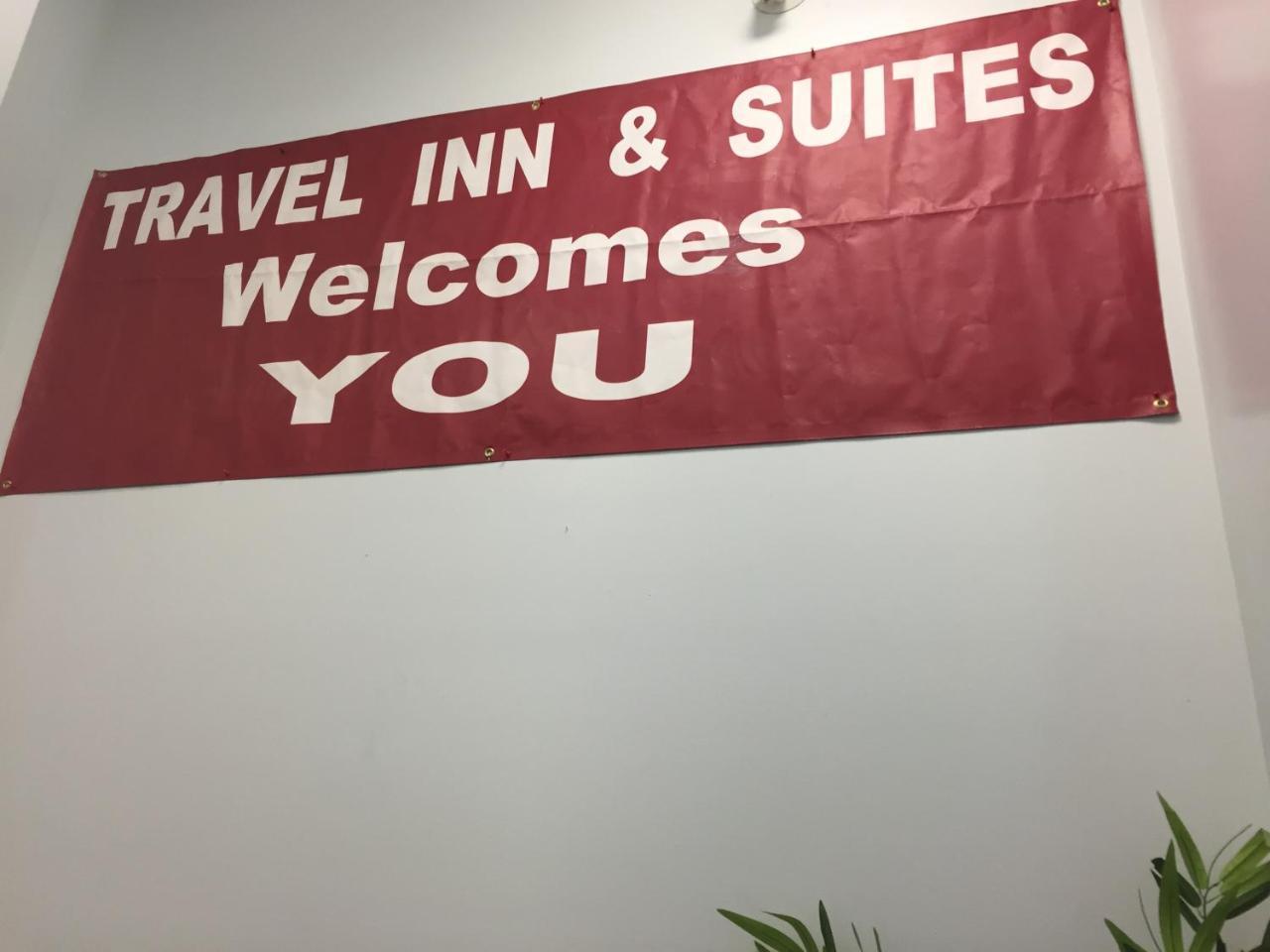 Econo Lodge Inn & Suites Innisfail Екстериор снимка